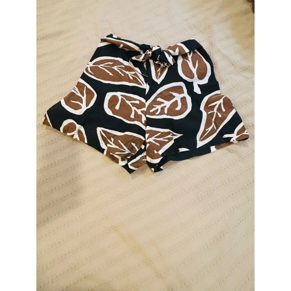 Who What Wear shorts size S